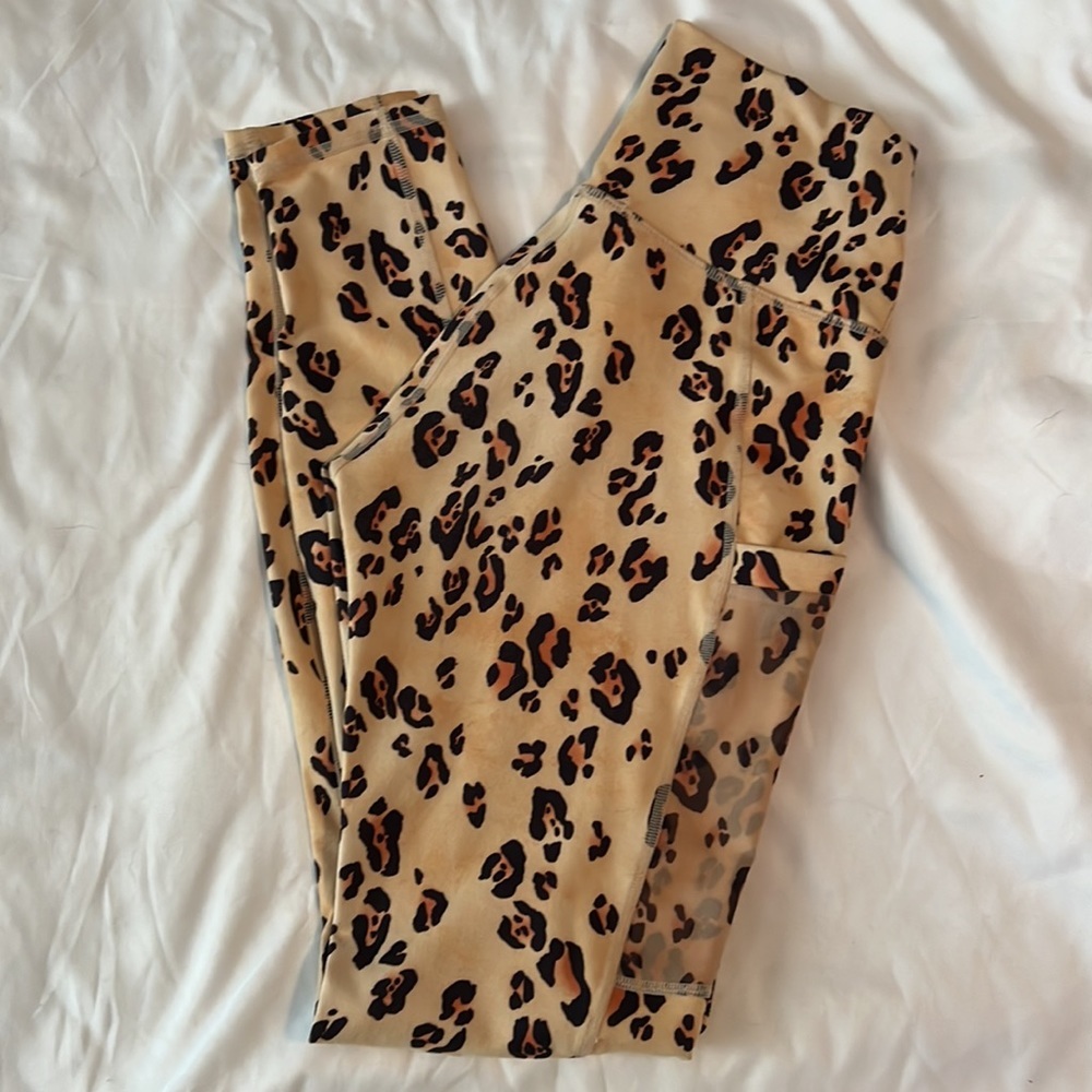 EUC Fabletics cheetah power hold leggings​